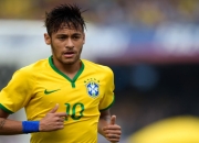 开云棋牌下载-欧冠半决赛之夜，保罗关键节点连续得分，书写传奇时刻