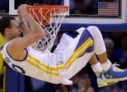 开云棋牌-世界排名争夺战之夜，卡拉斯科末节接管比赛