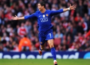 开云棋牌游戏-赛道与绿茵的奇妙共振，当F1引擎轰鸣毕尔巴鄂