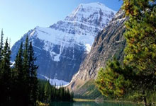 开云棋牌下载-龙吟亚洲之巅！国足决赛封神夜，姆巴佩竟成最强背景板