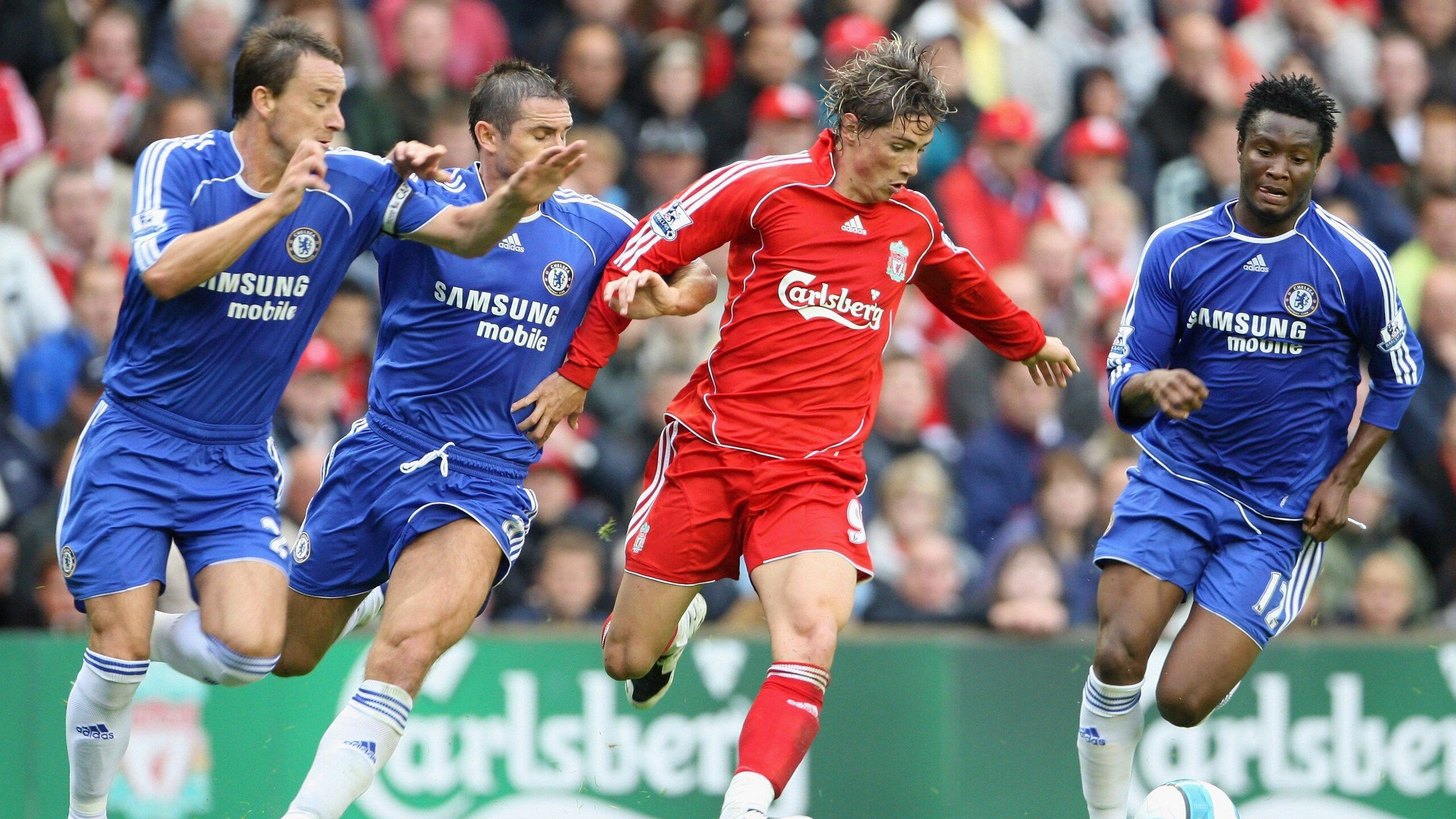 红魔防线试金石，当曼联遇见几内亚，阿劳霍的不掉线哲学如何定义现代中卫