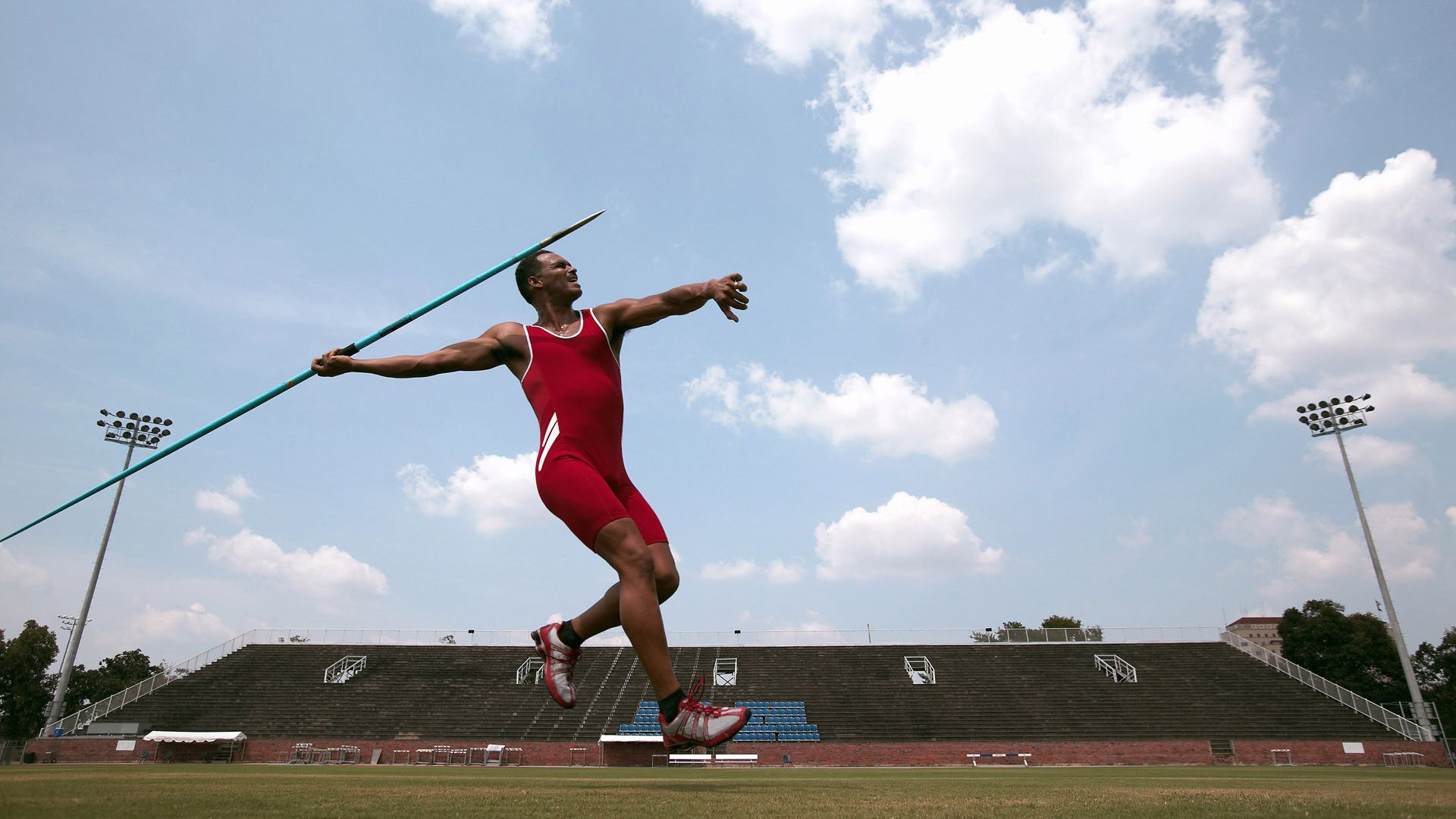 冰岛风暴席卷法兰西,意甲焦点外的战术革命